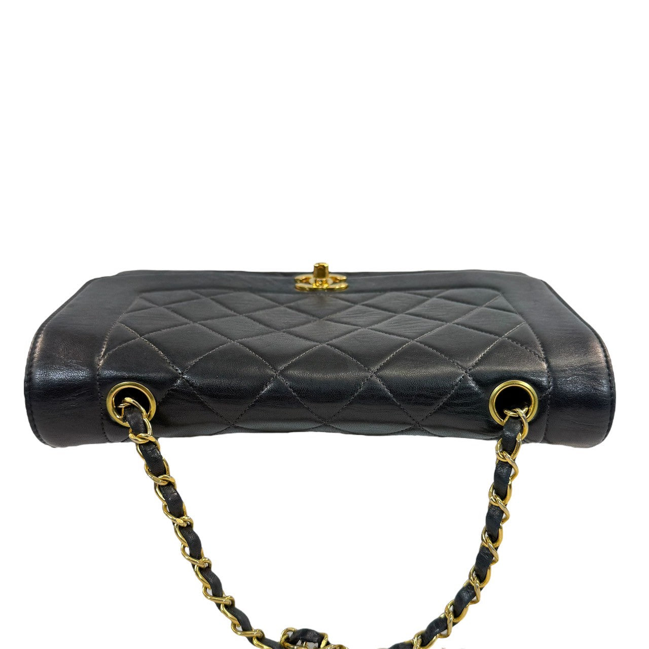 CHANEL ダイアナ マトラッセ チェーンショルダー ラムスキン ブラック　