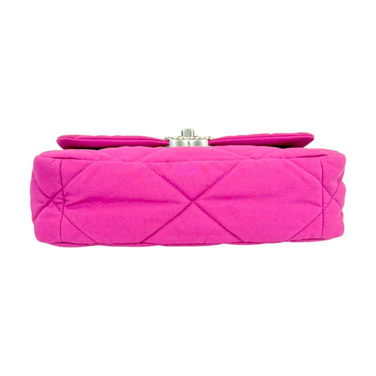 CHANEL シャネル19 サテン 2wayチェーンショルダー ターンロック ピンク